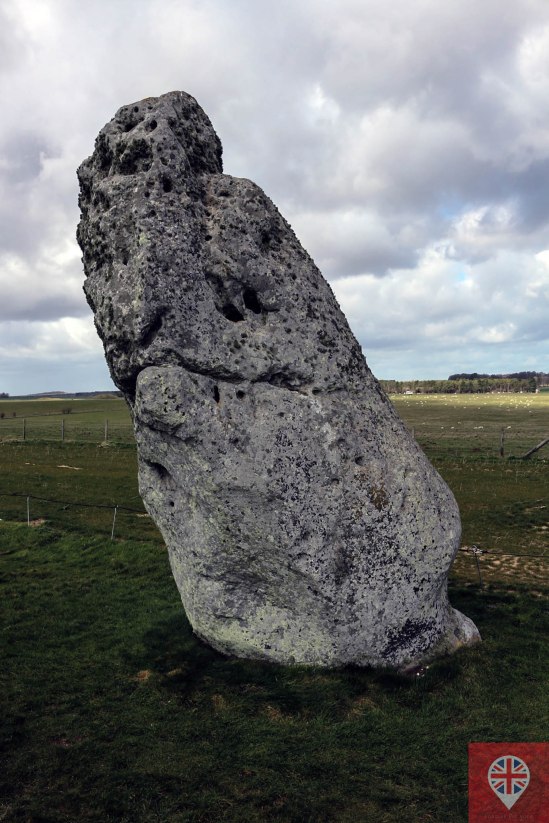 stonehenge-heelstone